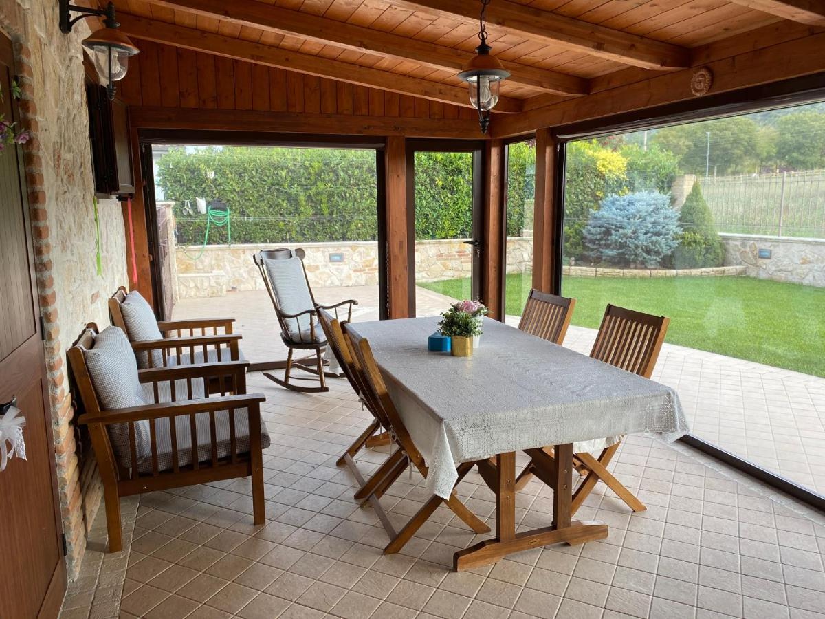 Casa Vacanze Boutique House Casa Mimo San Demetrio ne' Vestini ภายนอก รูปภาพ