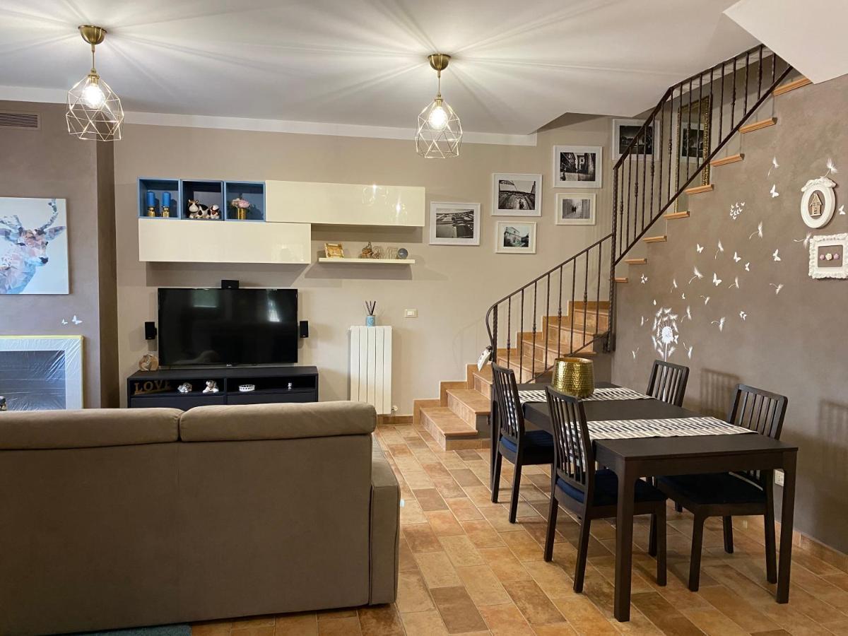 Casa Vacanze Boutique House Casa Mimo San Demetrio ne' Vestini ภายนอก รูปภาพ