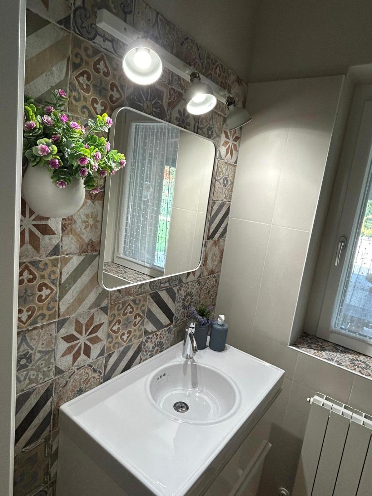 Casa Vacanze Boutique House Casa Mimo San Demetrio ne' Vestini ภายนอก รูปภาพ